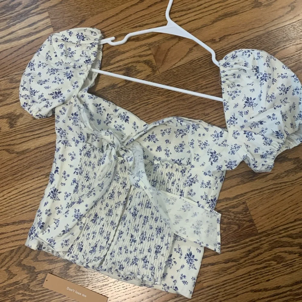 Reformation Cream Floral Puff-Sleeve Tie-Back Top